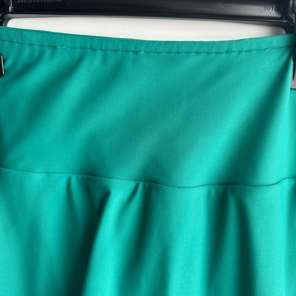 SparkleSkirts Starborn brand Balsam emerald green active skort casual XS - Picture 4 of 9